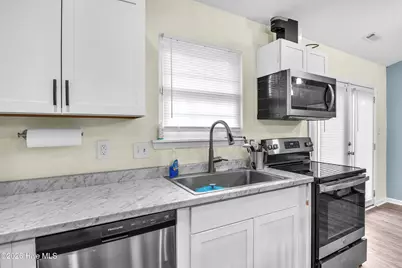 209 Rawls Court, Jacksonville, NC 28540 - Photo 9