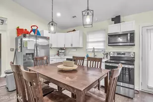 209 Rawls Ct, Jacksonville, NC 28540 - Photo 7