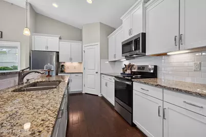 421 Island End Court, Wilmington, NC 28412 - Photo 11