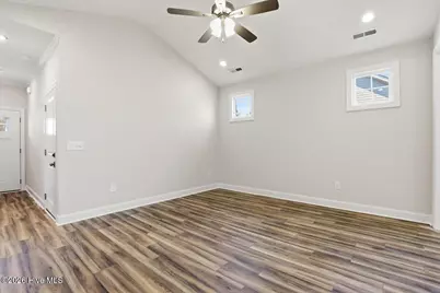 606 S Vance Street, Fremont, NC 27830 - Photo 7