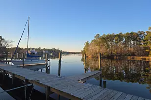 710 Orient Ln, Oriental, NC 28571 - Photo 11