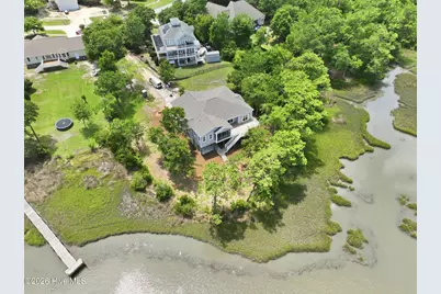 204 Ashley Place, Swansboro, NC 28584 - Photo 23
