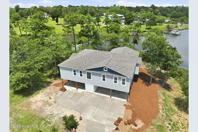 204 Ashley Place, Swansboro, NC 28584 - Photo 11