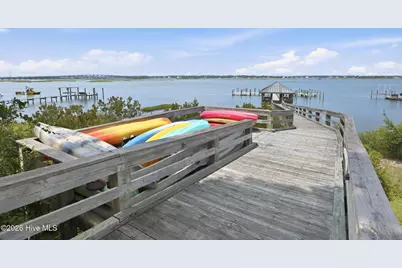403 Emerald Landing Drive, Emerald Isle, NC 28594 - Photo 33