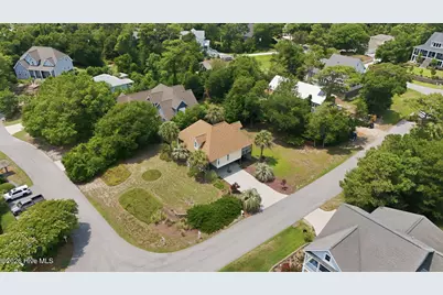 403 Emerald Landing Drive, Emerald Isle, NC 28594 - Photo 35