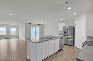 108 Cassidy Ln, Holly Ridge, NC 28445 - Photo 5