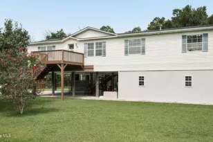 272 Bay Shore Dr, Chocowinity, NC 27817 - Photo 1