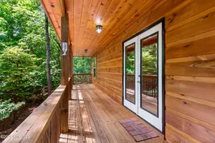225 Dawsons Ln, Murphy, NC 28906 - Photo 17