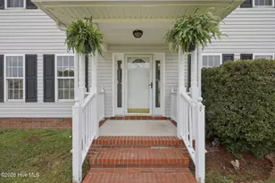 812 Commons Dr N, Jacksonville, NC 28546 - Photo 3