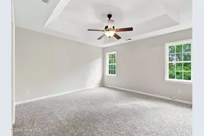 812 Commons Drive N, Jacksonville, NC 28546 - Photo 7