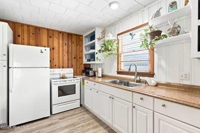 133 N Fourth Avenue, Kure Beach, NC 28449 - Photo 19