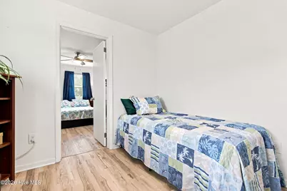 133 N Fourth Avenue, Kure Beach, NC 28449 - Photo 31