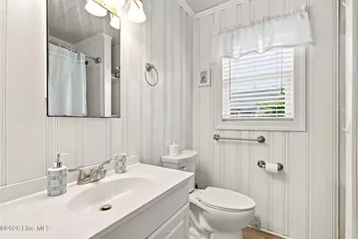 133 N Fourth Avenue, Kure Beach, NC 28449 - Photo 25