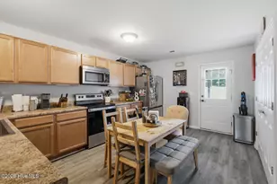 403 Caldwell Loop, Jacksonville, NC 28546 - Photo 17