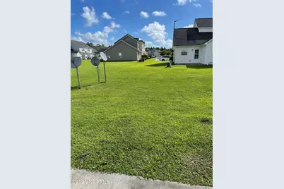 206 Bridgewood Drive, Jacksonville, NC 28546 - Photo 11