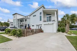500 Alabama Ave, Carolina Beach, NC 28428 - Photo 9