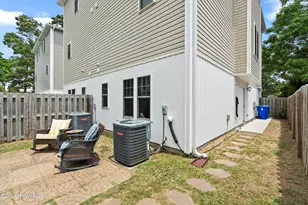 1508 Pinfish Ln, Carolina Beach, NC 28428 - Photo 7