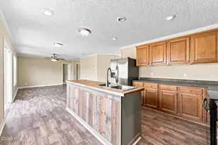 123 Hoffman Forest Rd, Richlands, NC 28574 - Photo 11
