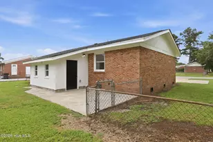 1 Berkshire Dr, Jacksonville, NC 28546 - Photo 37