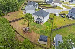 877 Stormy Gale Ln, Sneads Ferry, NC 28460 - Photo 41
