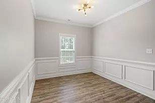 877 Stormy Gale Ln, Sneads Ferry, NC 28460 - Photo 9