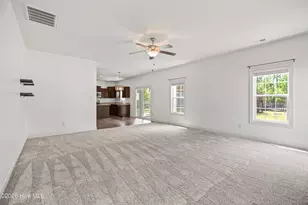 877 Stormy Gale Ln, Sneads Ferry, NC 28460 - Photo 3