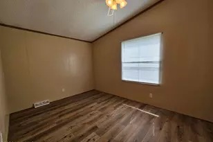 4025 Beulah Rd, Clinton, NC 28328 - Photo 17