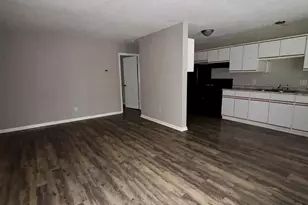 1010 Peed Dr, Greenville, NC 27834 - Photo 7
