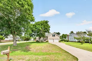 103 Inlet Ct, Hampstead, NC 28443 - Photo 1