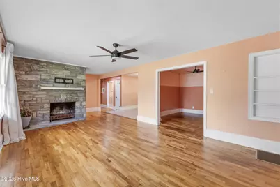 4109 Peachtree Avenue, Wilmington, NC 28403 - Photo 5