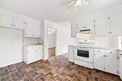 206 Ellison Drive, Washington, NC 27889 - Photo 31