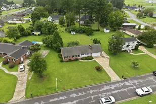 206 Ellison Dr, Washington, NC 27889 - Photo 7
