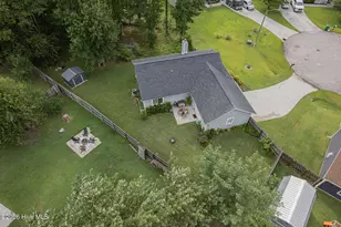 303 Mertz Ct, Hubert, NC 28539 - Photo 5