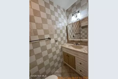 319 Cardinal Road, Jacksonville, NC 28546 - Photo 9