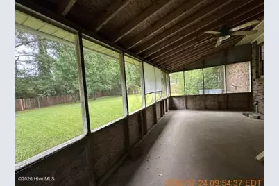 319 Cardinal Road, Jacksonville, NC 28546 - Photo 13