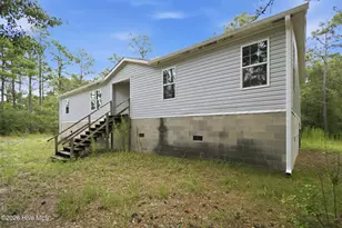 265 Riverview Dr, Burgaw, NC 28425 - Photo 3