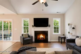 407 Hidden Oaks Dr, Jacksonville, NC 28546 - Photo 5