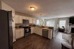 754 Jim Grant Ave, Sneads Ferry, NC 28460 - Photo 5