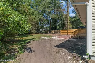 805 River St, Jacksonville, NC 28540 - Photo 25