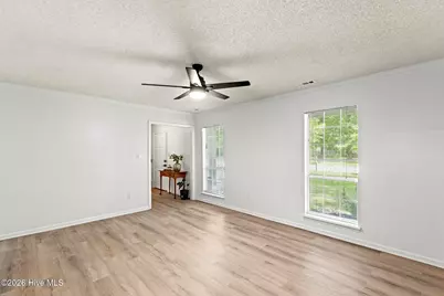2720 Northwoods Drive, Jacksonville, NC 28540 - Photo 9