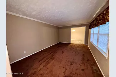 704 Highland Drive, Laurinburg, NC 28352 - Photo 7