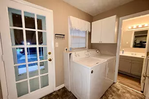 704 Highland Dr, Laurinburg, NC 28352 - Photo 13