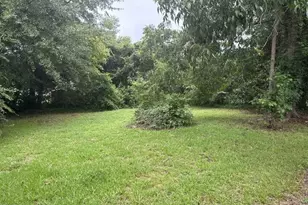 105 Red Oak St, Jacksonville, NC 28540 - Photo 17