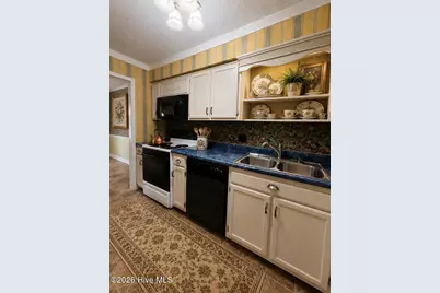 1861 Quail Ridge Road #D, Greenville, NC 27858 - Photo 7