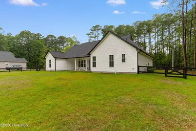 464 Boundary Loop Road NW, Calabash, NC 28467 - Photo 5
