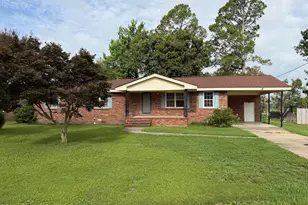 510 W Church St, Pikeville, NC 27863 - Photo 1