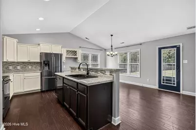 109 Pembury Way, Richlands, NC 28574 - Photo 11