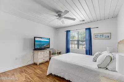 238 NE 35th Street, Oak Island, NC 28465 - Photo 35
