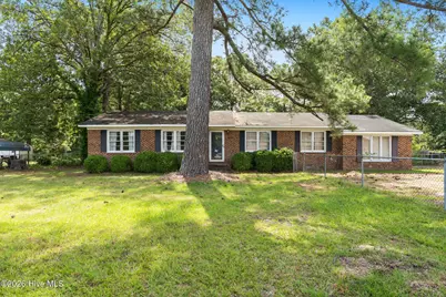 402 5th Street, Bladenboro, NC 28320 - Photo 3