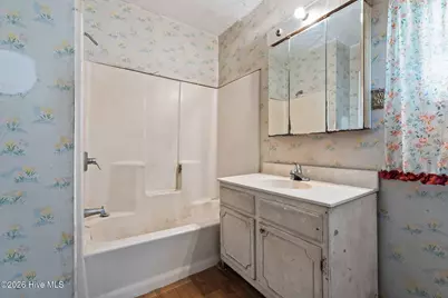 402 5th Street, Bladenboro, NC 28320 - Photo 15